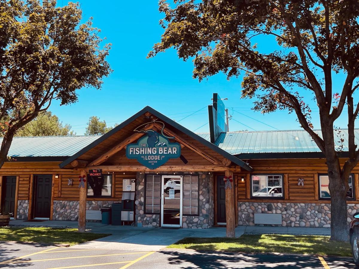 The Fishing Bear Lodge Ashton Dış mekan fotoğraf